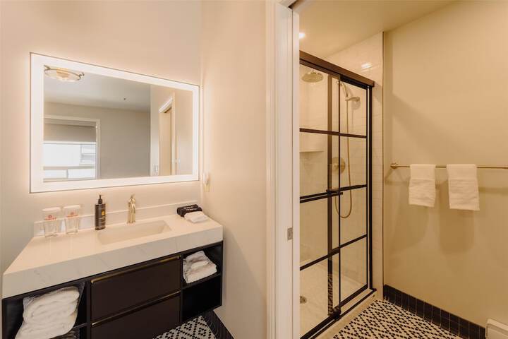 Mercer Hotel Downtown BW Premier Collection