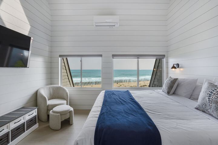 The Surf Club