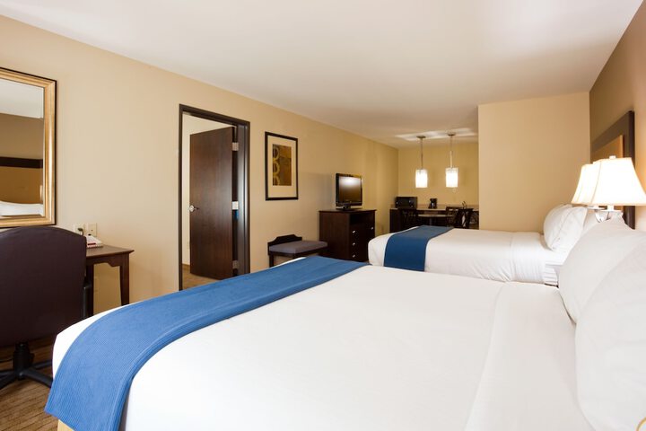 Room 30 of 60