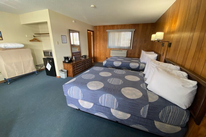 Waterway Inn