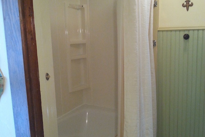 Room 21 of 28