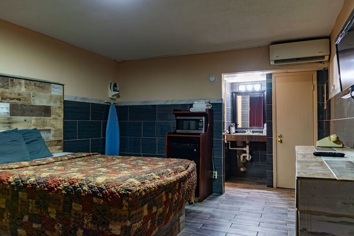 Room 36 of 49