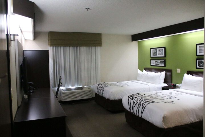 Room 14 of 49