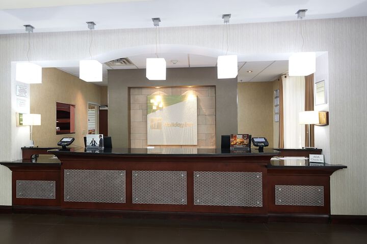 Holiday Inn & Suites Stockbridge / Atlanta I-75 by IHG