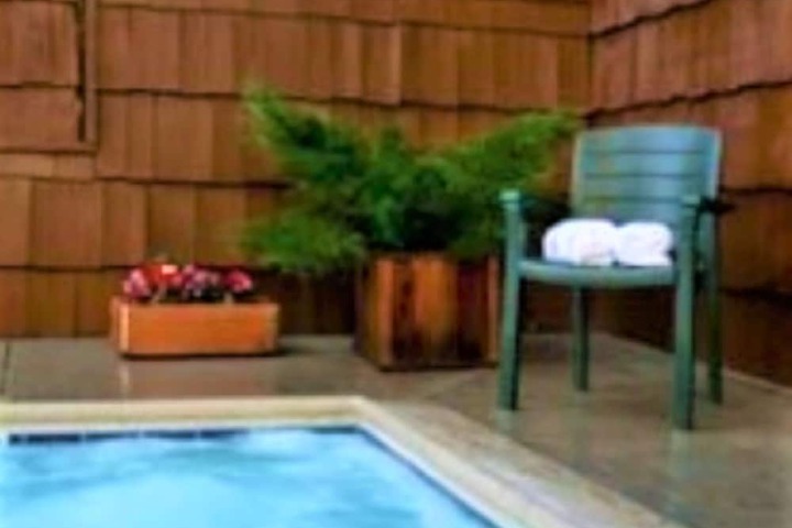 Spa 42 of 57