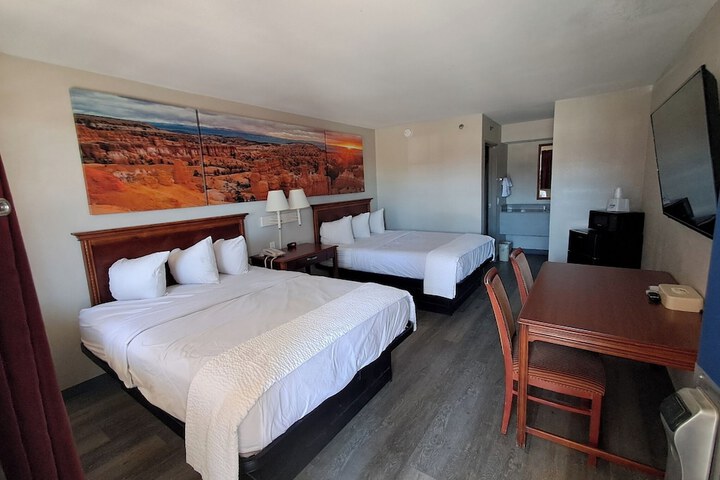 Days Inn by Wyndham Safford AZ