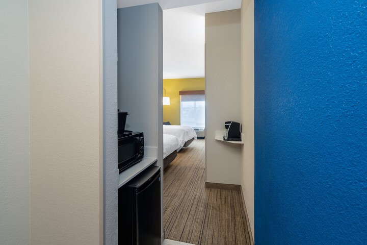 Room 30 of 44