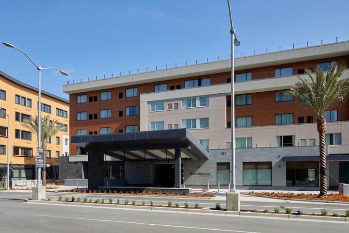 Hotel 8 of 86
