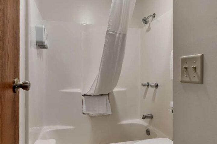 SureStay by Best Western Spicer