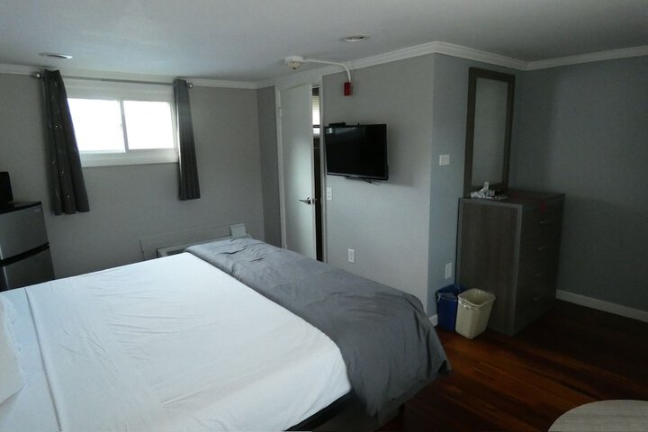 Aquastar Inn