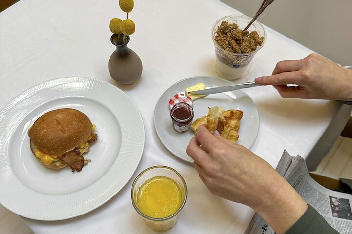 Breakfast/Coffee Service 58 of 78
