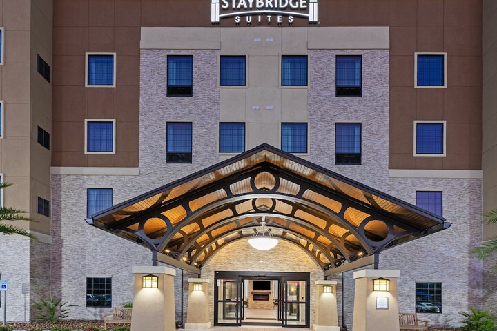 Staybridge Suites IAH Airport East by IHG