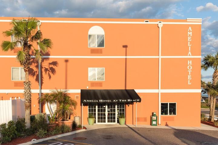 Hotel 5 of 52