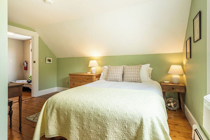 Woodbridge Inn