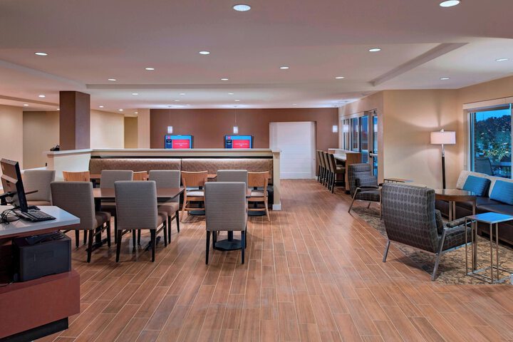 Hotel Interior 7 of 21