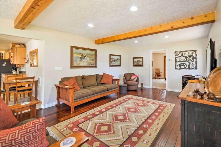 Spacious Mancos Home w / Furnished Deck & Yard!