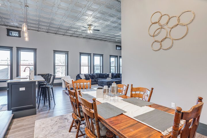 Florence Vacation Rental w / Rooftop Deck!