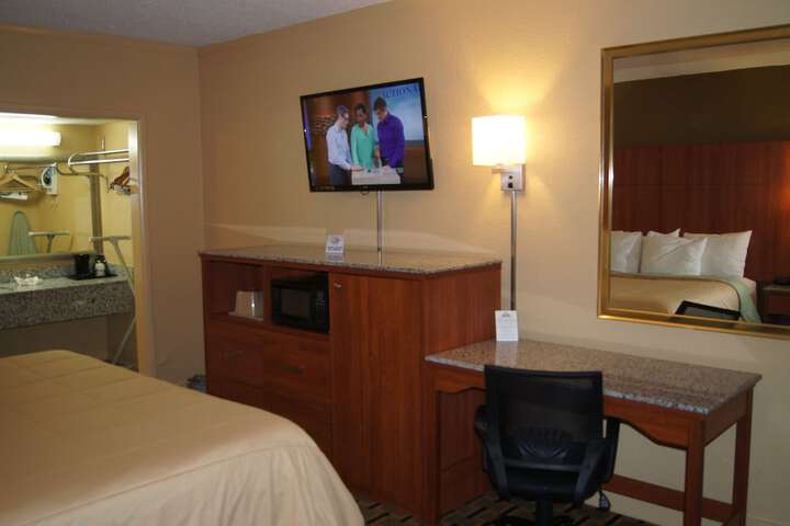 Room 62 of 110