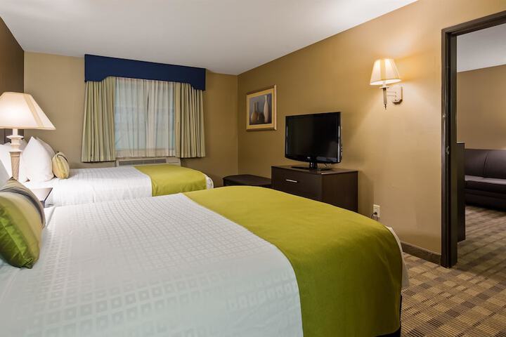 Room 18 of 24