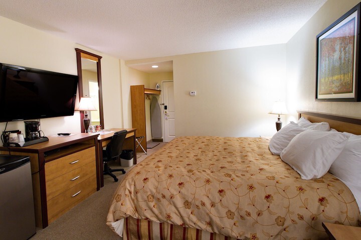 Room 10 of 46
