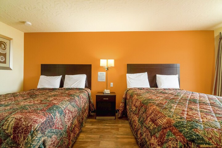 Stamford Inn