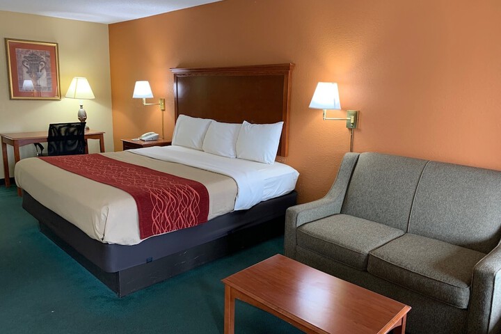 Room 8 of 24