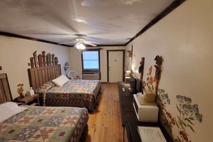 Room 13 of 55