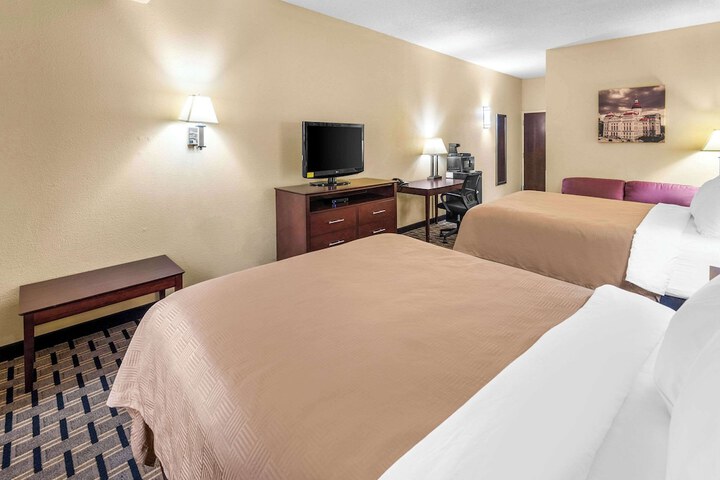 Room 22 of 50