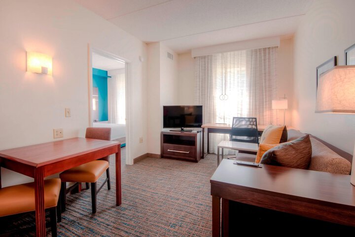 Room 14 of 62