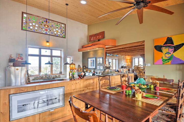 Family-friendly Del Norte Home w / Stunning Views!