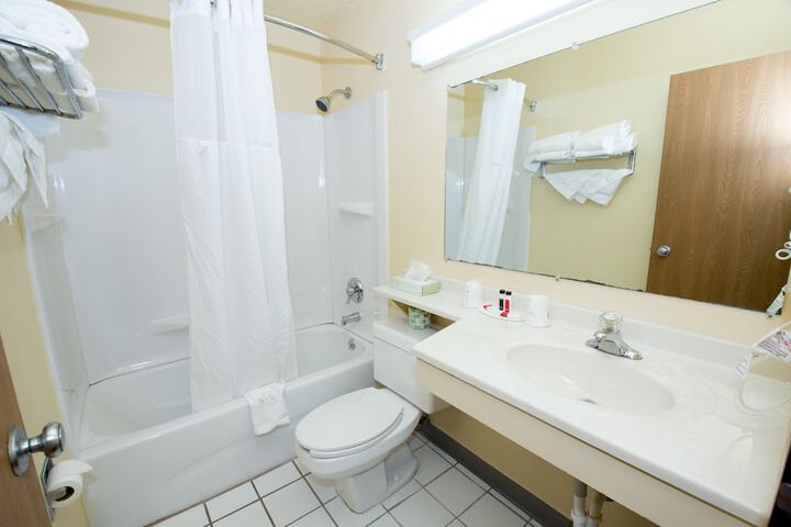 Room 12 of 36