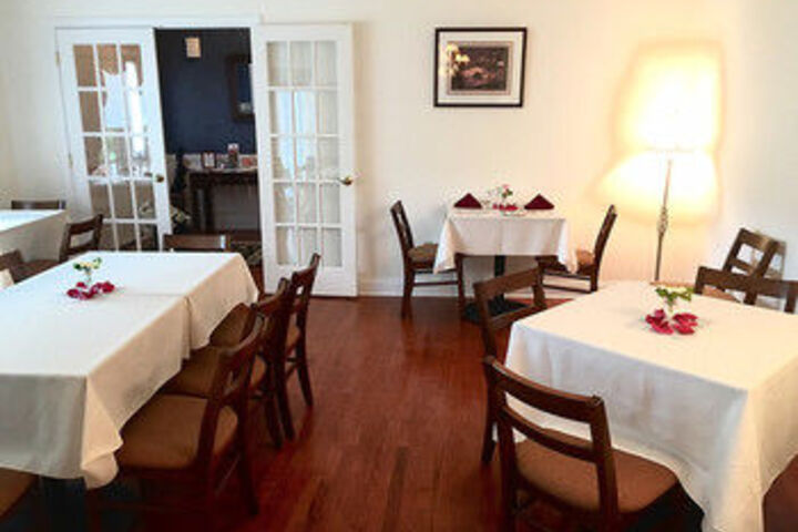 Earlystown Manor Bed & Breakfast