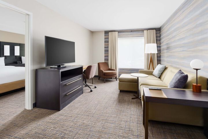 Room 12 of 30