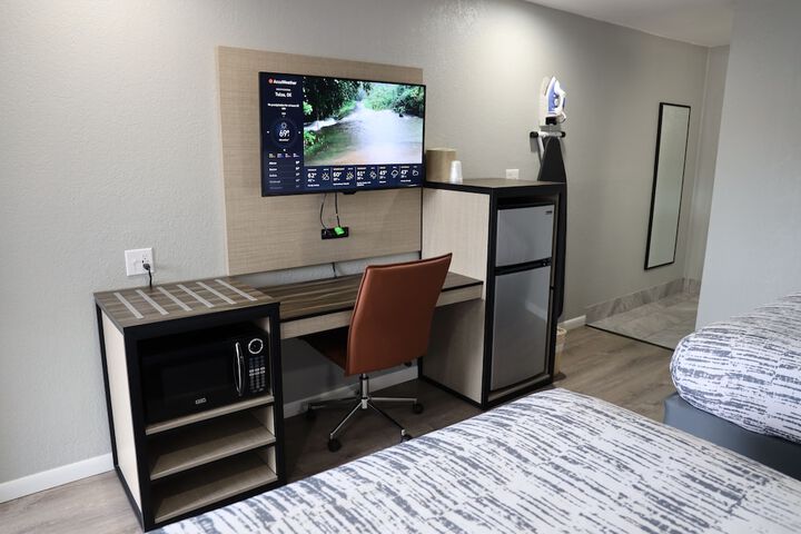 Room 13 of 31