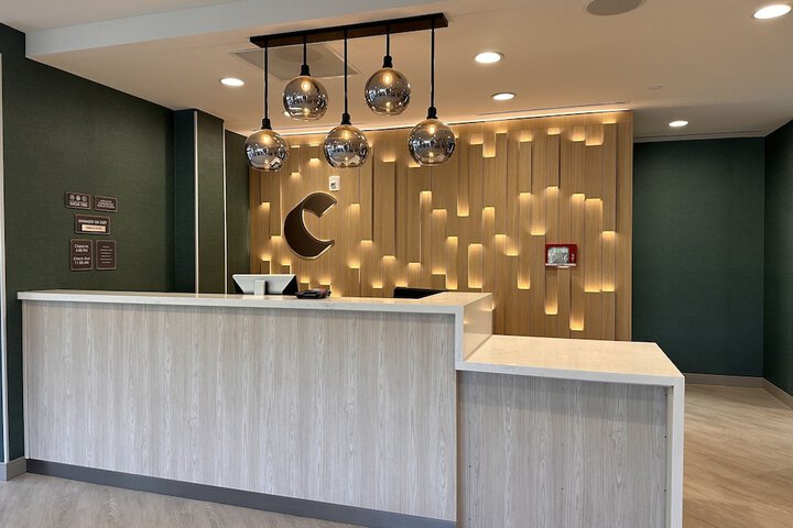 Hotel Interior 22 of 101