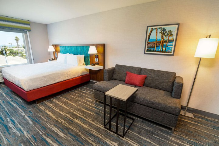 Room 10 of 47