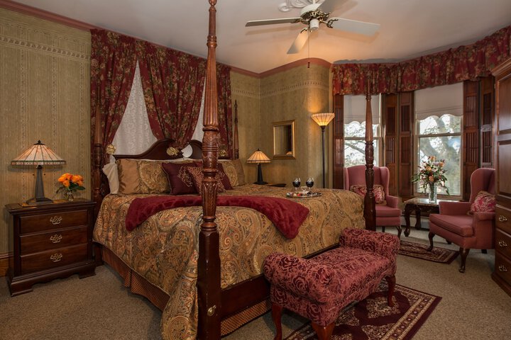 Room 21 of 49