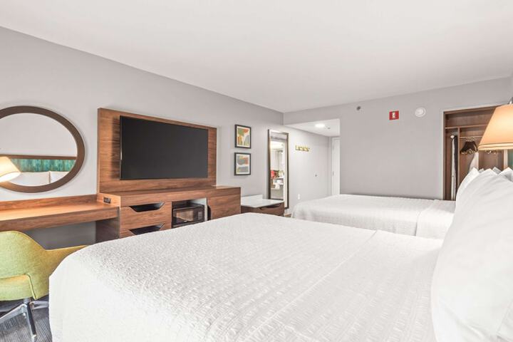 Room 28 of 36