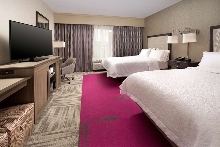 Hampton Inn Louisville East / Hurstbourne