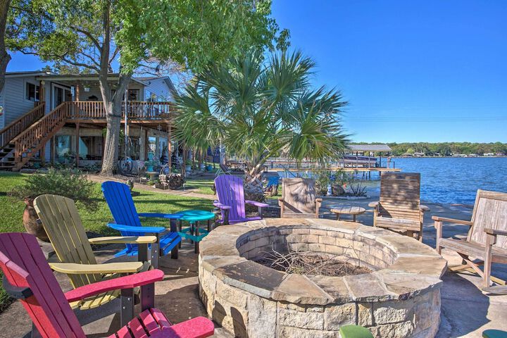 Dock & Fire Pit: Waterfront Cedar Creek Lake Home