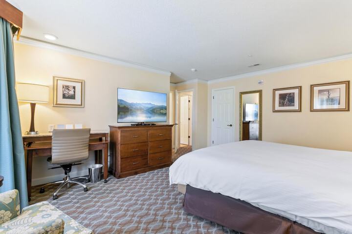 Room 52 of 125