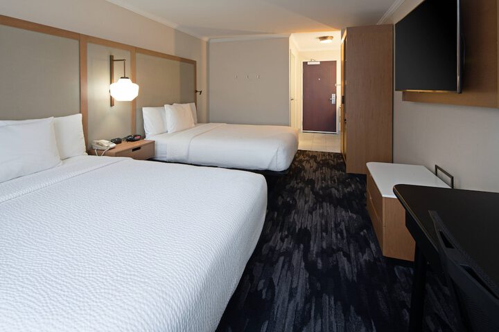Room 8 of 20