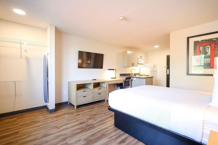 Extended Stay America Suites Cleveland Beachwood Orange Pl S