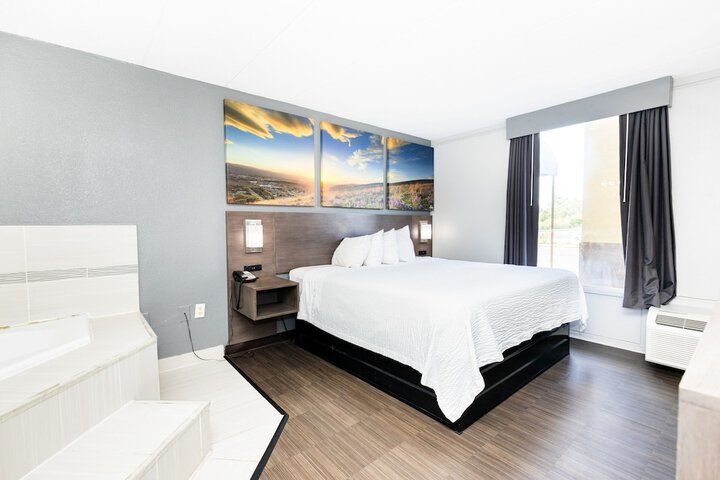 Room 28 of 50