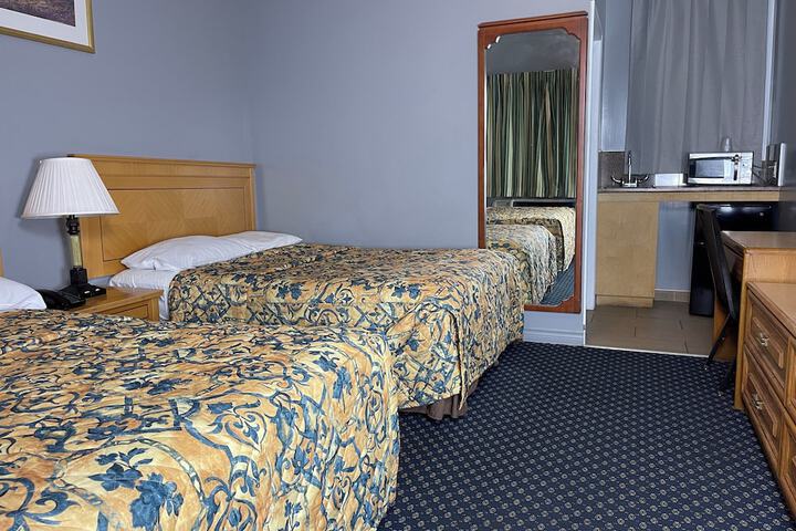 Room 18 of 24