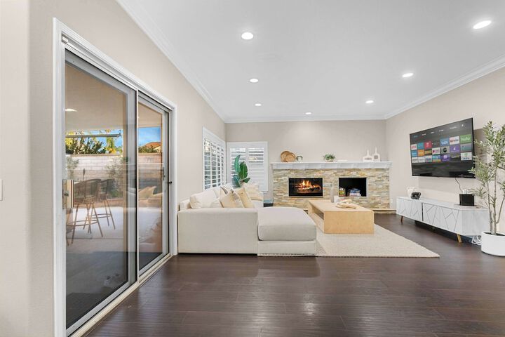 Luxury Pool Home w Theater Games & Mountain View