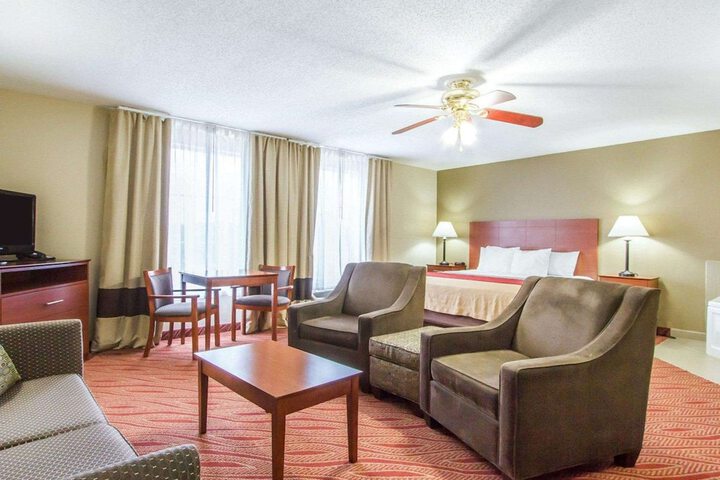Room 21 of 40