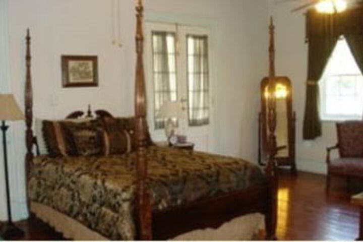 The Old Castillo Bed and Breakfast