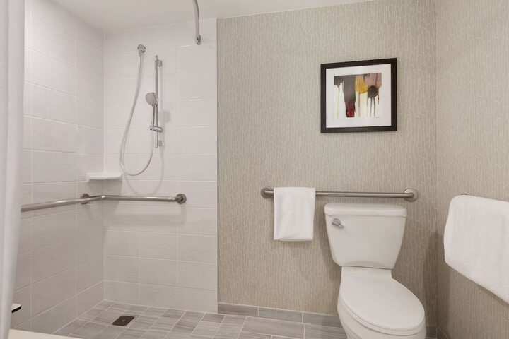 Embassy Suites by Hilton Irvine Orange County Airport