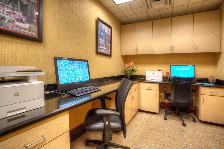 Business Center 32 of 32